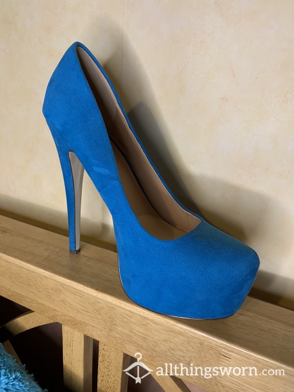 High Heels Pictures - Trying Them On For You <3