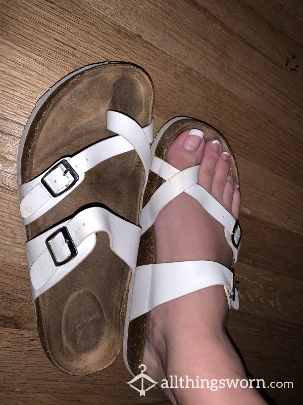 Hot Mom Summer Sandals Size 9