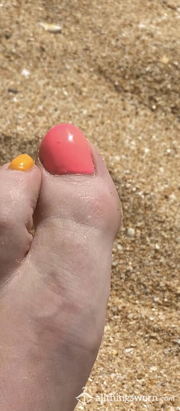 Hot Sweaty Sandy Feet Fresh Pedicure