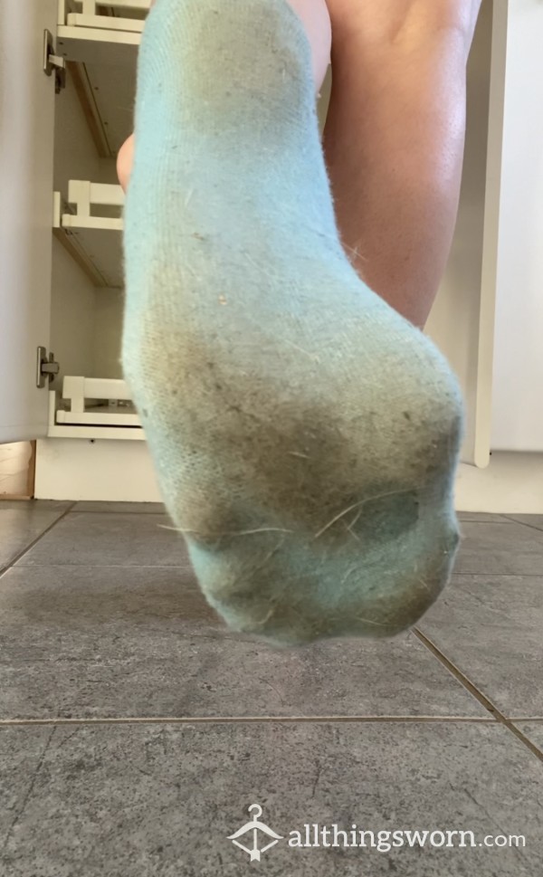 Ignore Session | Cleaning My Kitchen In Dirty Stinky Blue Ankle Socks