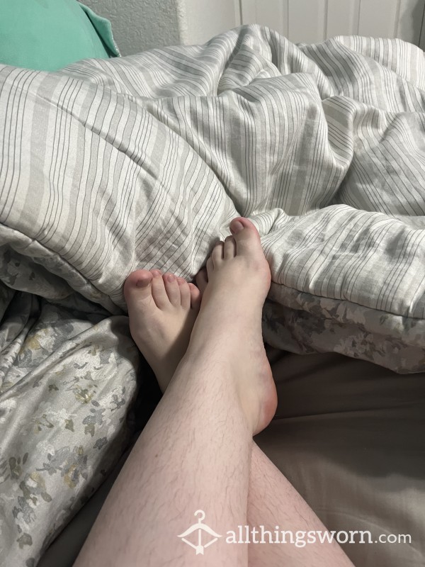 In Bed Feet Pics With Unshaved Legs