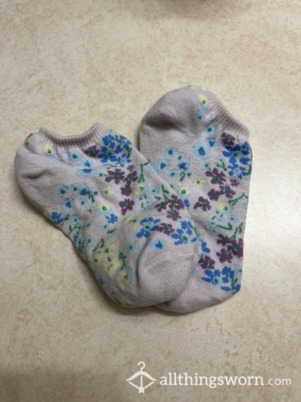 Innocent Little Pink Floral Ankle Socks
