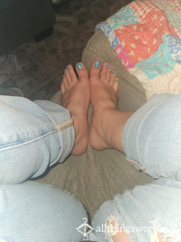 Jacking Hubby Off With My Feet Until He Cums!💦 Video 1