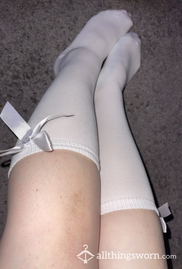 Knee High White School Socks 🐻‍❄️🦶🏻🏫