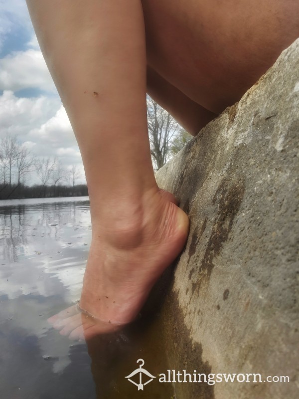 Lazy Lakeside Foot Soak