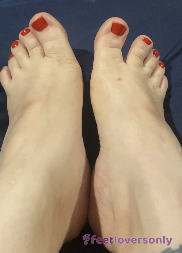 Let Me Introduce You To My Feet!