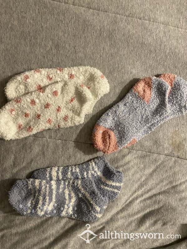Little Fluffy Socks!