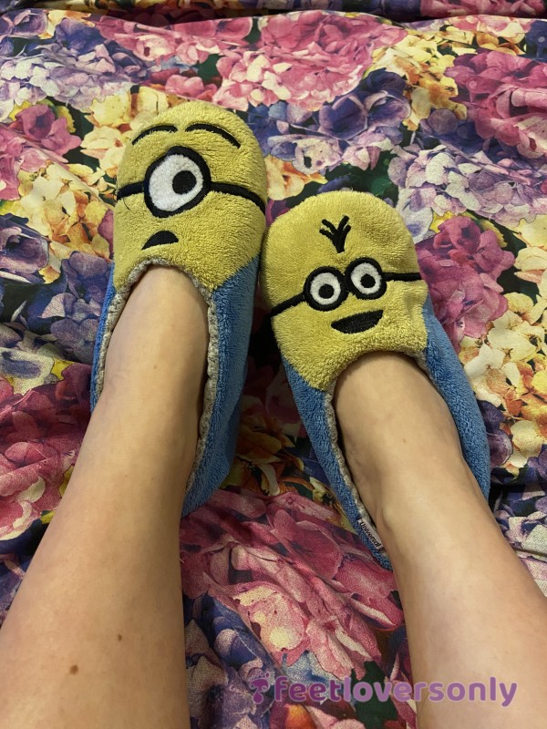 Minion Slippers With A Hole In