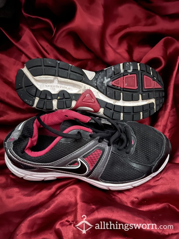 Nike Gym Shoes