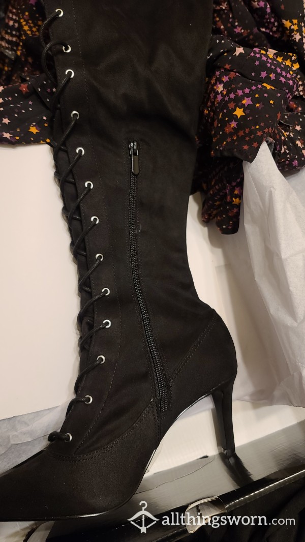 Set #1 My New Sexy Boots Arrived! I Took 38 Photos While You Laced Them Up My Thick Thighs For The First Time! Wanna See? Reveal Them All!