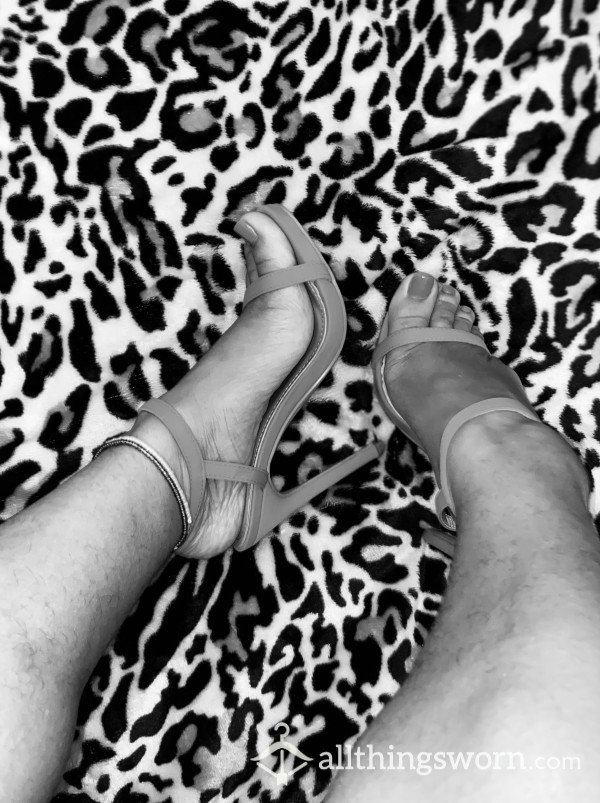 My Pretty Little Feet!
