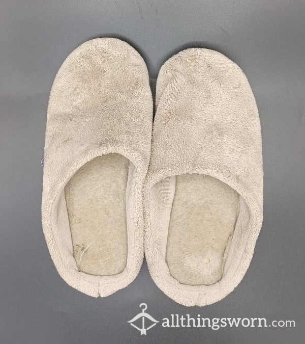 Never Washed Memory Foam Slippers (9/9.5)