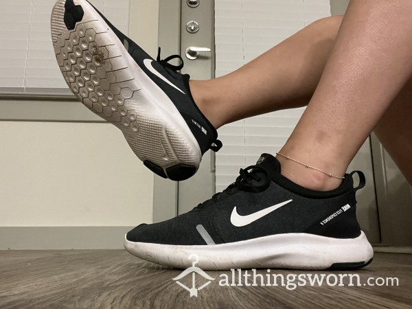 Nike Running Shoes 👟