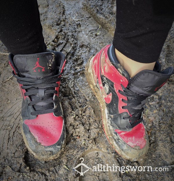 Nike Sneaker Muddy Walk