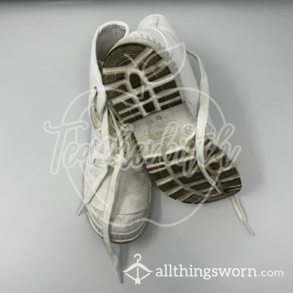 White Canvas Boots | US Size 7.5