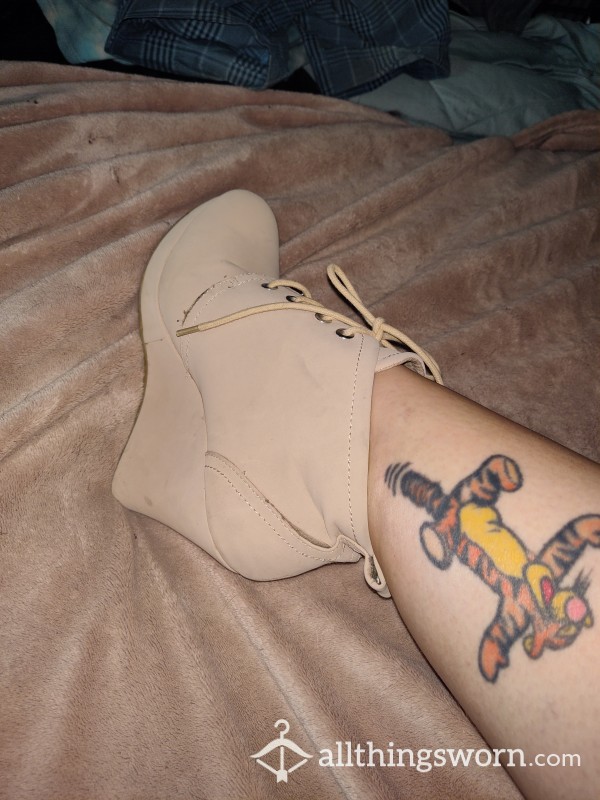 Nude Wedges