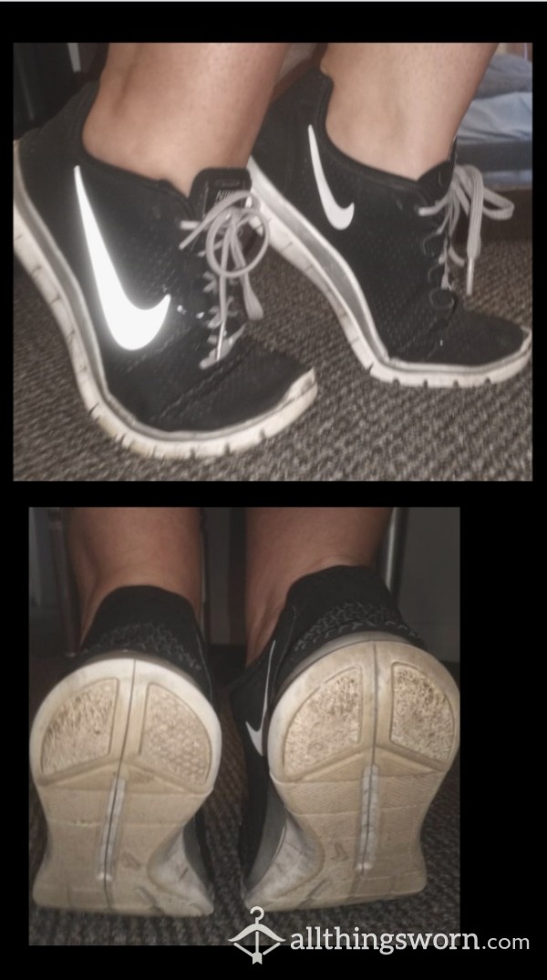 Old Nike Shoes