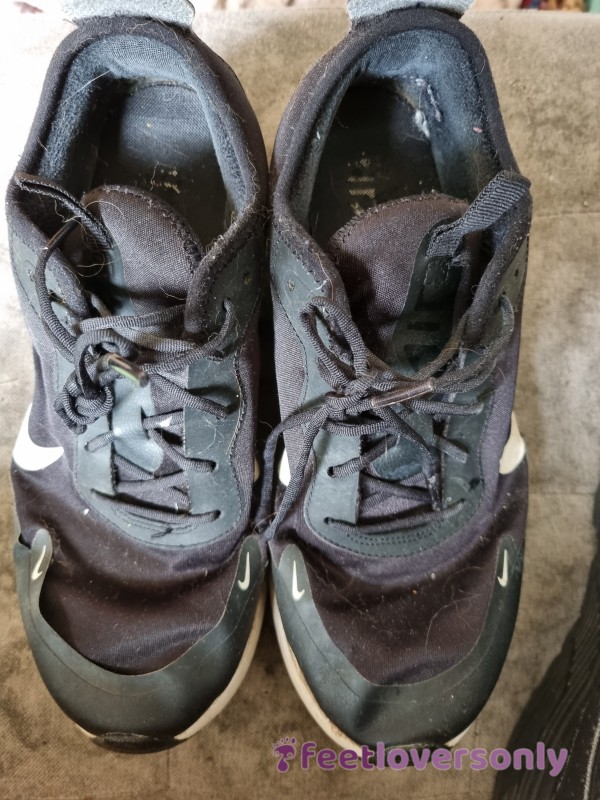 Old Nike Trainers, Worn Daily, Ripped, Dirty, UK Size 5.5