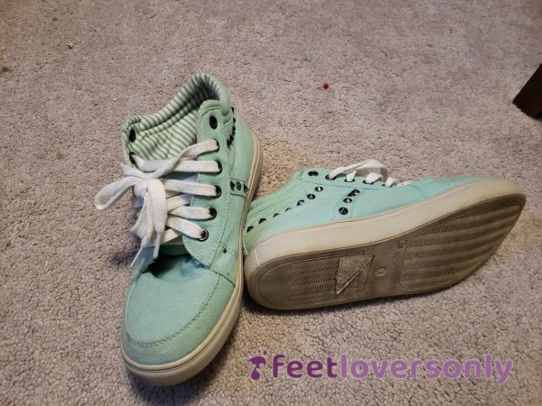 Old Smelly Sneakers! Multiple Owners!