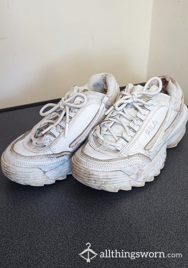 Old Very Worn Workout Fila Trainers 👟