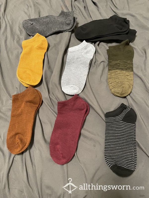 Pick A Color, Any Color 🥰 Socks With Polaroid Included If 48hrs+!