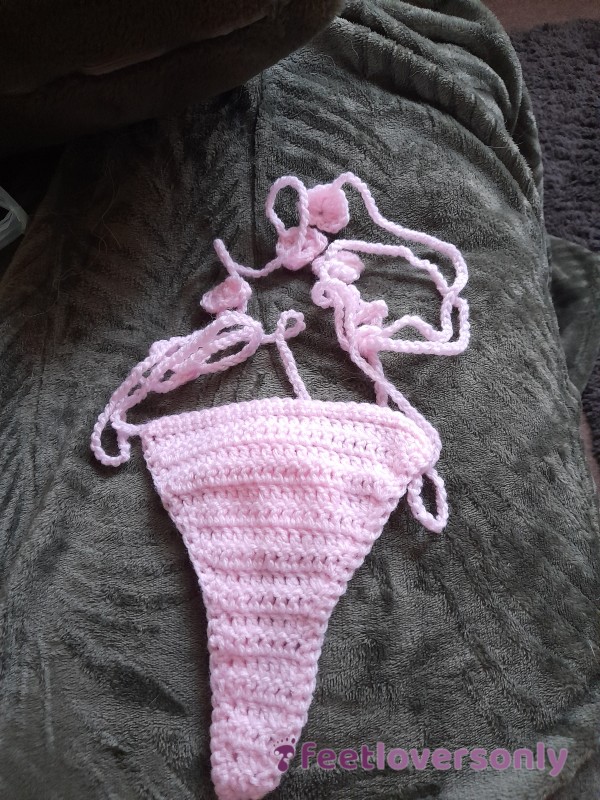 ❣️Pink Crocheted Thongs.❣️
