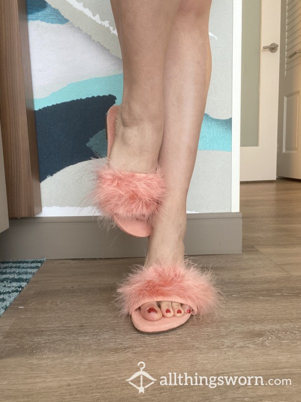 Pink Feathered Slippers