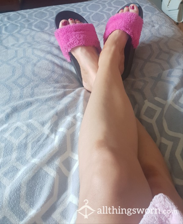 Pink Fluffy Sliders