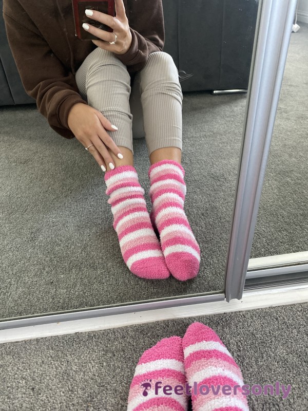 Pink To Make … Wink, Fluffy Socks