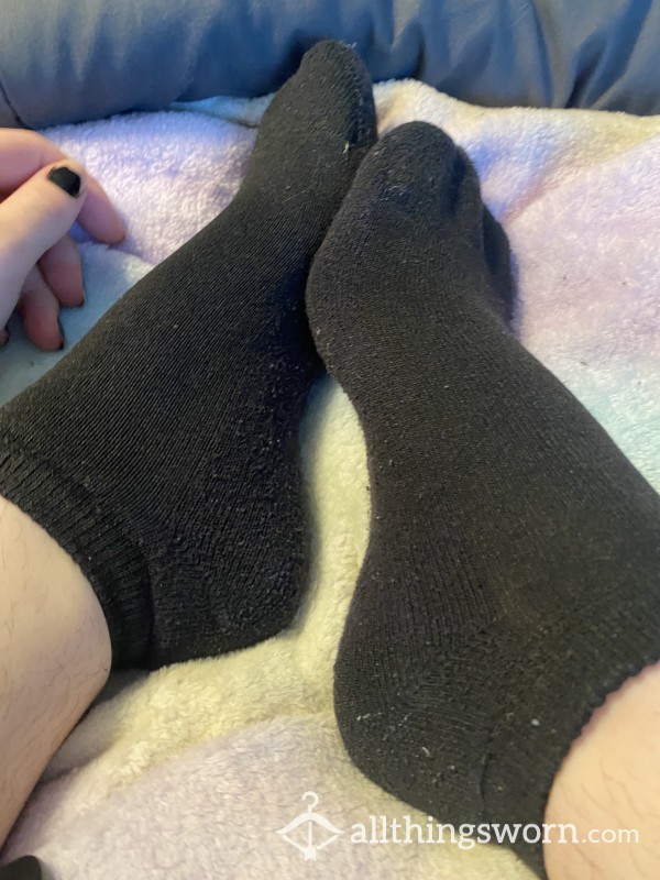 Plain Black Hanes Ankle Socks