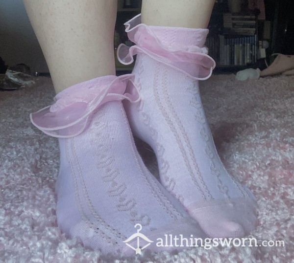 🎀 Pink Ruffled Lace Socks ♡ Cute ♡ ♡ 48hr Wear ♡ + Free 1 Min Video & Update Pics