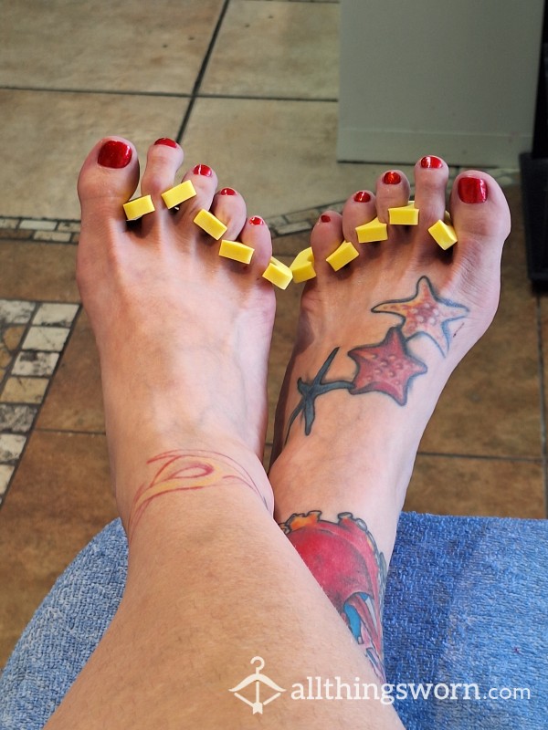 Professional Pedicure - Painting My Clean Naked Toes Red