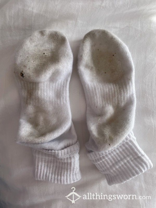 Ready To Post - 1 Week Worn White Socks 🤢