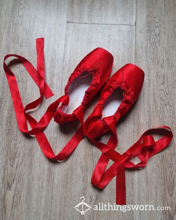 Red Ballet Point Shoes ❤️