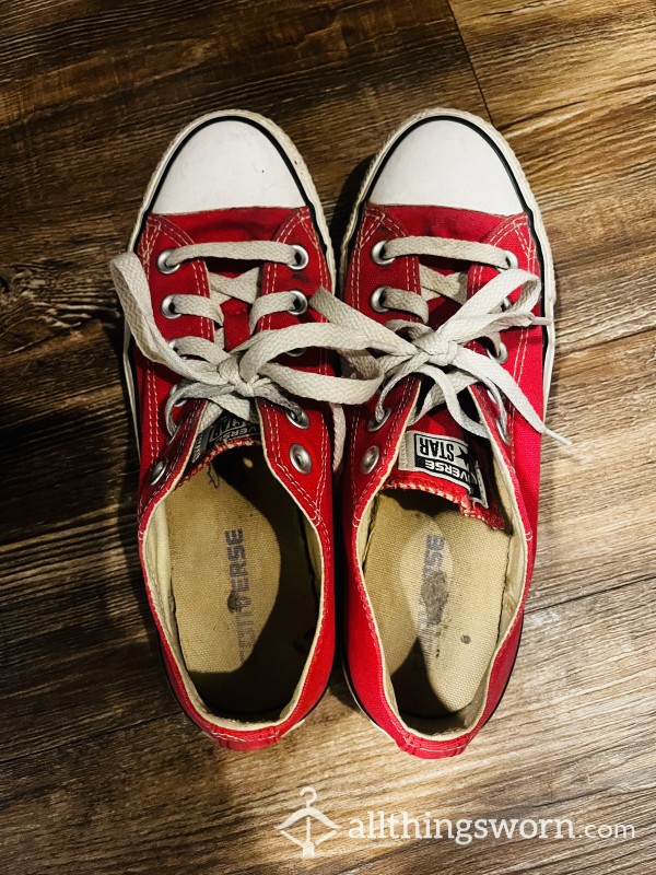 Red - Size 9 - Converse