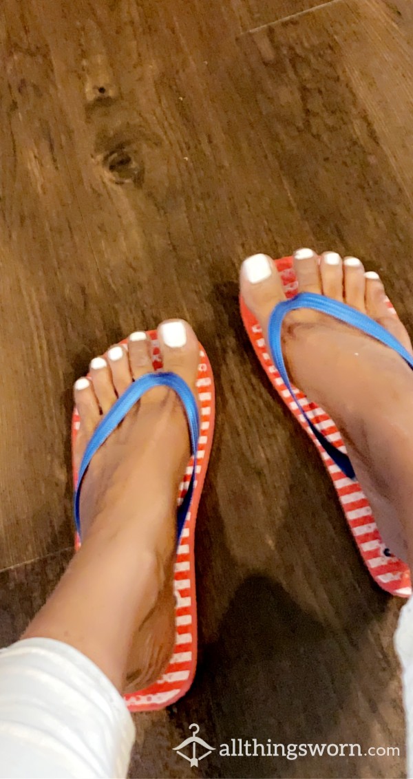 Red White & Blue Flip Flops || Size 6 || Seas The Day