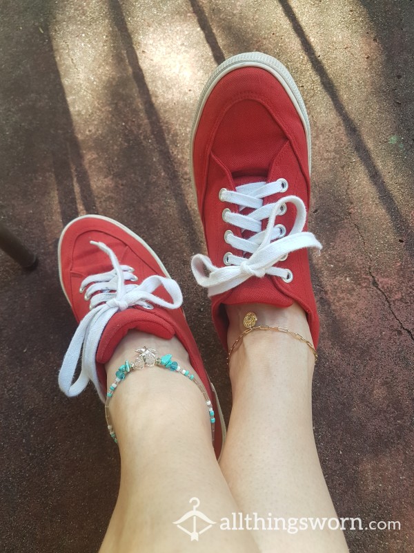 Red  & White Sneakers 👟 Who Wants These Sexy Feet Wearing These For You And Making Them Super Stinky 😉 #sexyscent #sensualandsexy