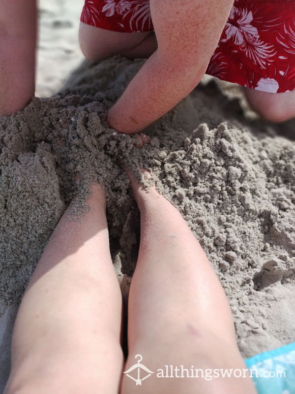 Sand Feet Busy Free.