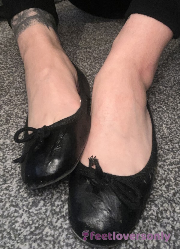 🔥Sexy And Filthy: Well Worn Ruined Ballet Flats 🥿