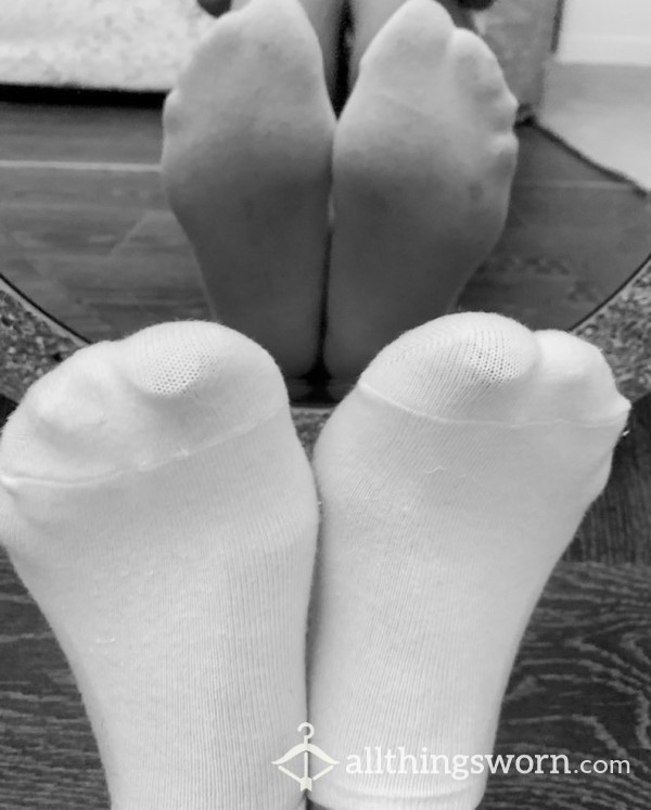 Sexy French Polish Pedicured Toes (no Soles)