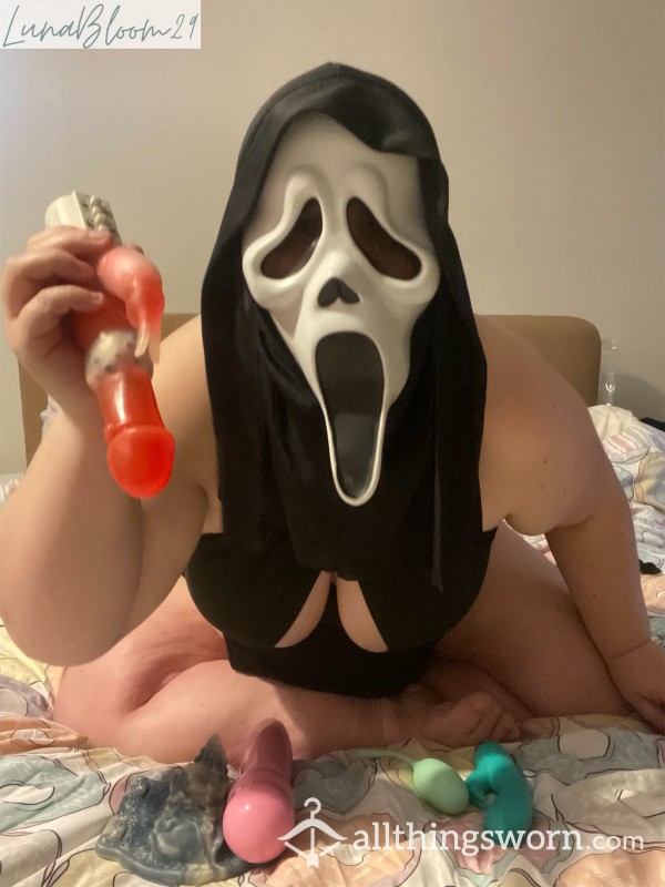 Sexy Ghostie Photo Set