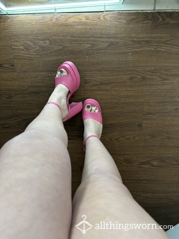 Sexy, Hot Pink, Barbie Heels 💗💕