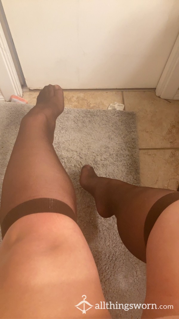 Sexy Office Lady Knee High Nylons 💛