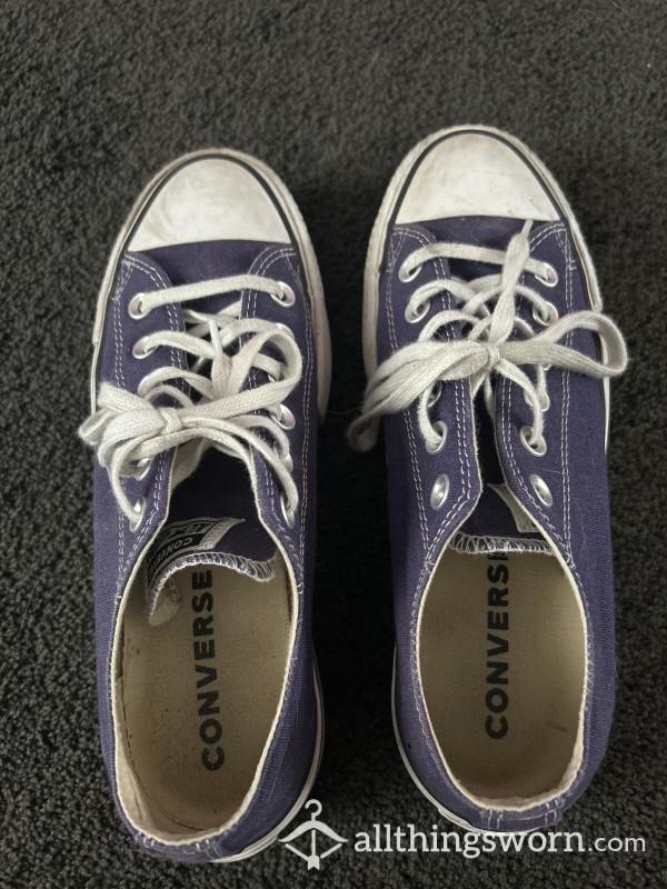 Size 8 Dirty Blue Converse