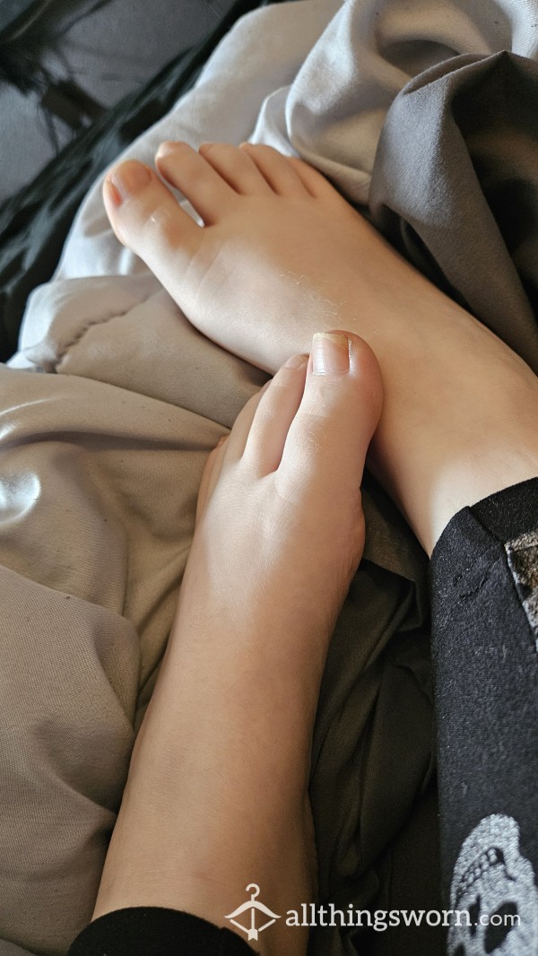 Small Feet Big Pleasure
