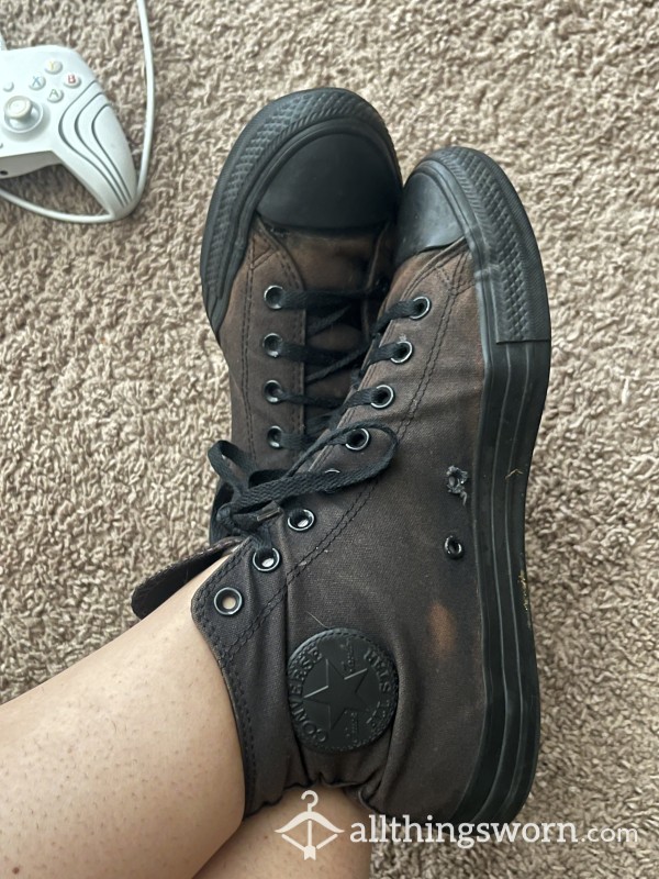 Smelly Black Converse/ 2 Years Old/ Cheesy Corn Chip Scent/ Size 10 Feet