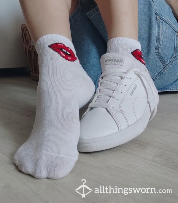 Socks With Kisses