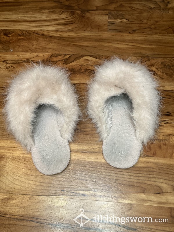 Soft Slippers With Sweat Prints