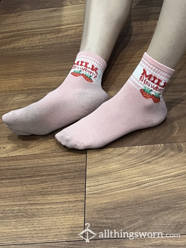 Strawberry Milk Crew Socks