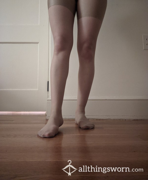 Taupe Victoria's Secret Pantyhose, Sheer Toe, 48 Hr Wear